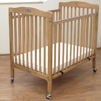 Кровать детская wooden crib