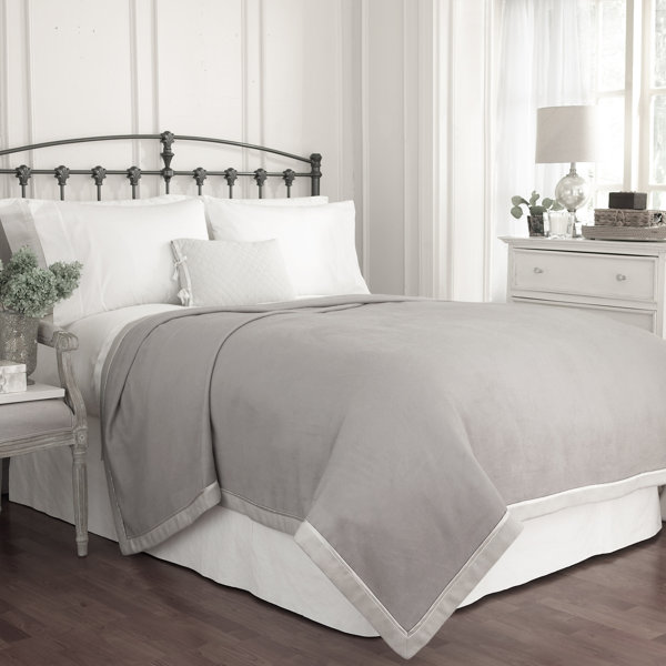 Bella Blanket Joss & Main