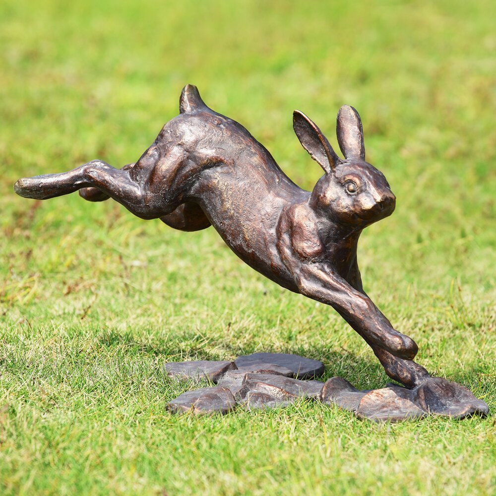 garden statue bunny