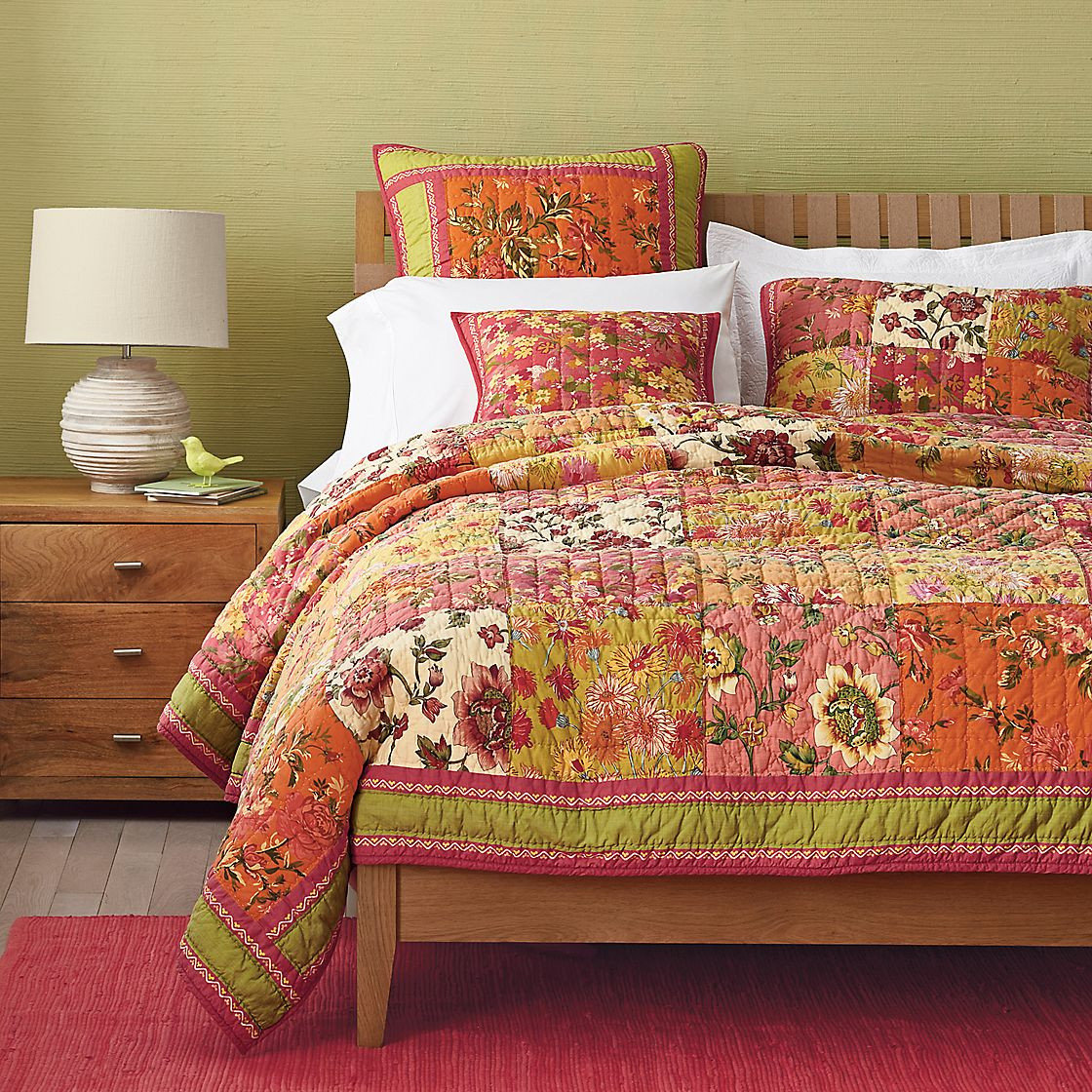 DaDa Bedding Bed of Roses Floral Quilt Set & Reviews Wayfair