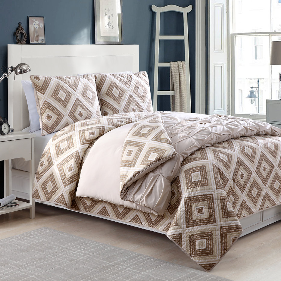 Crest home design comforter set Crest home design comforter set