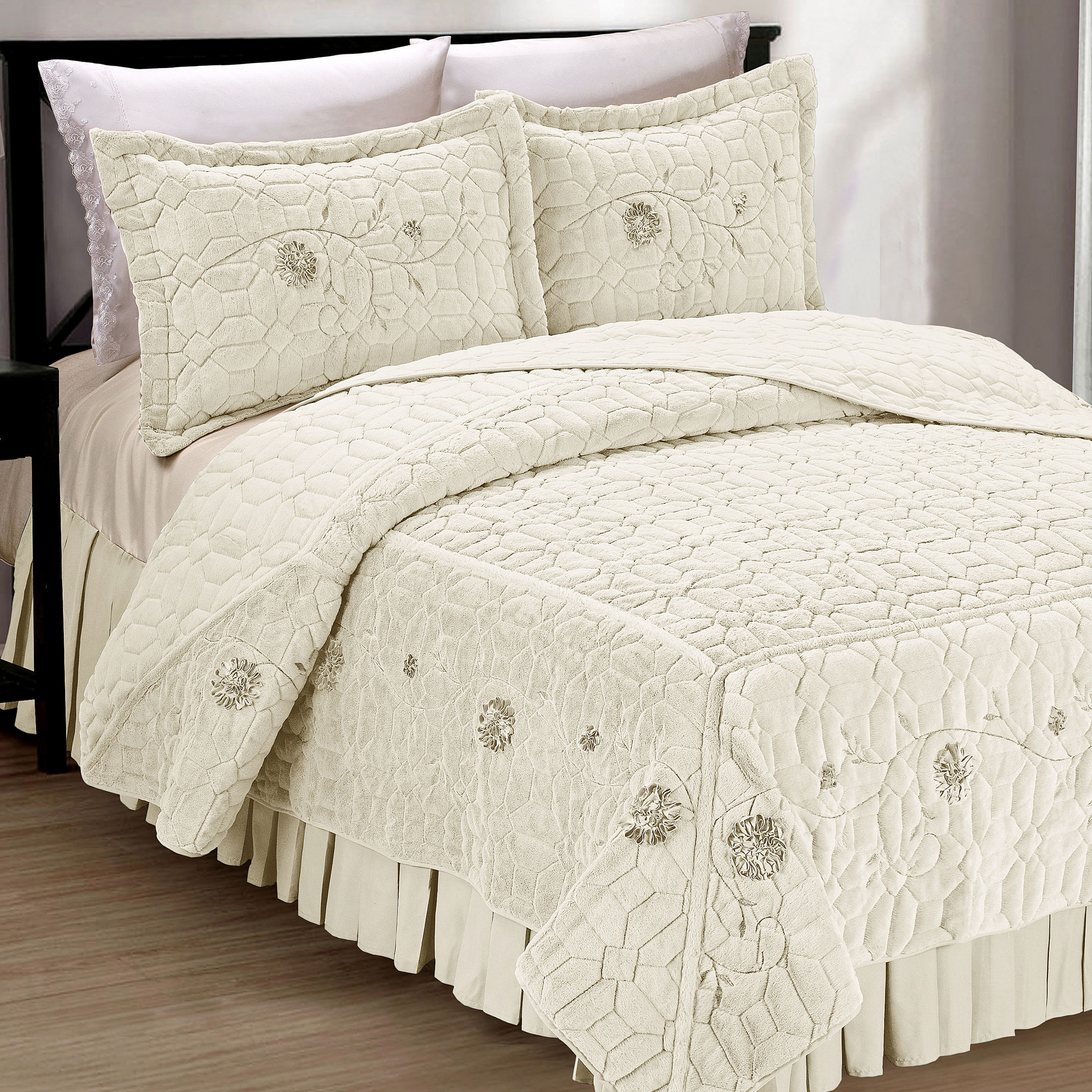 Serenta Ribbon Embroidered Bedspread & Reviews Wayfair