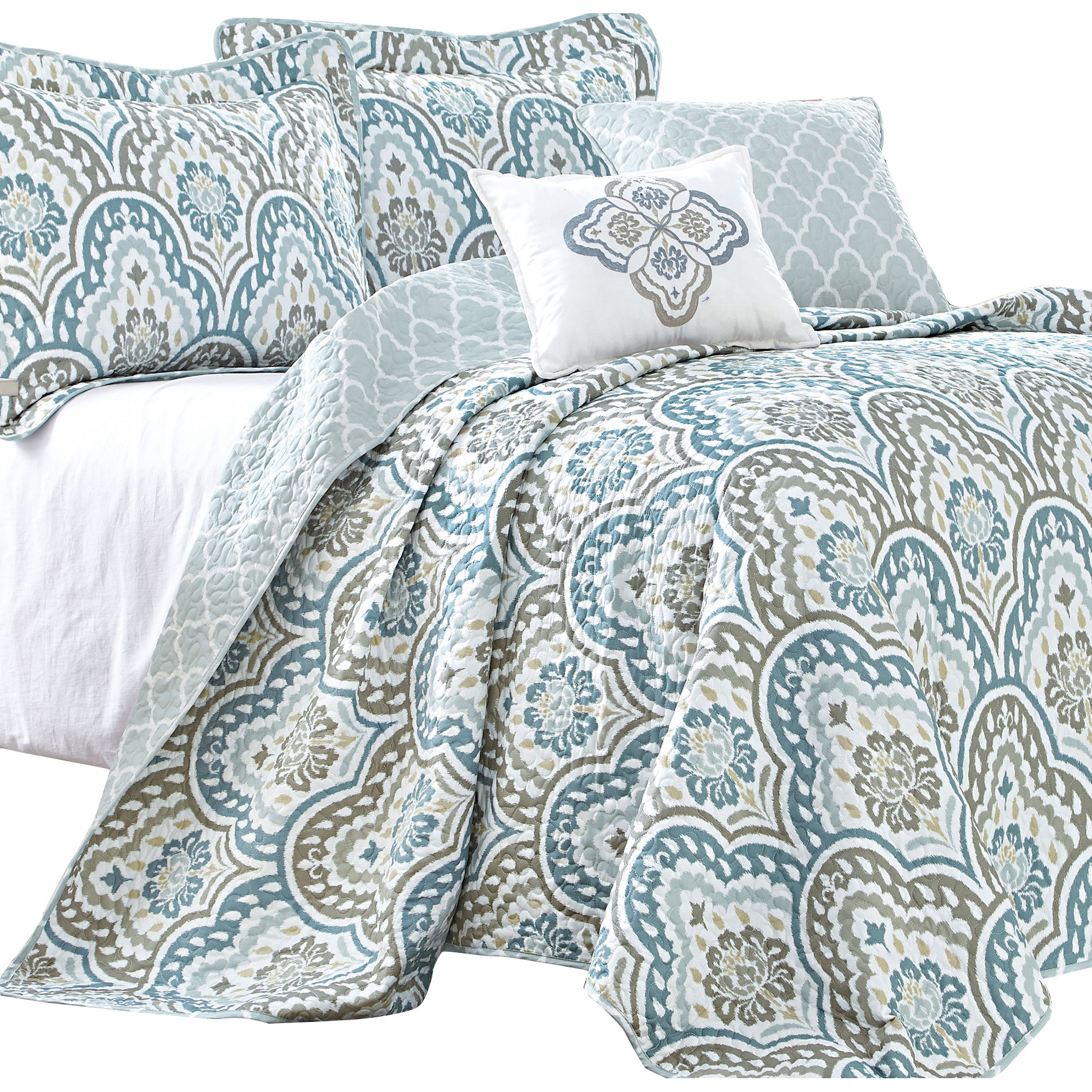 serenta tivoli piece reversible quilt hren serenta tivoli piece reversible quilt hren