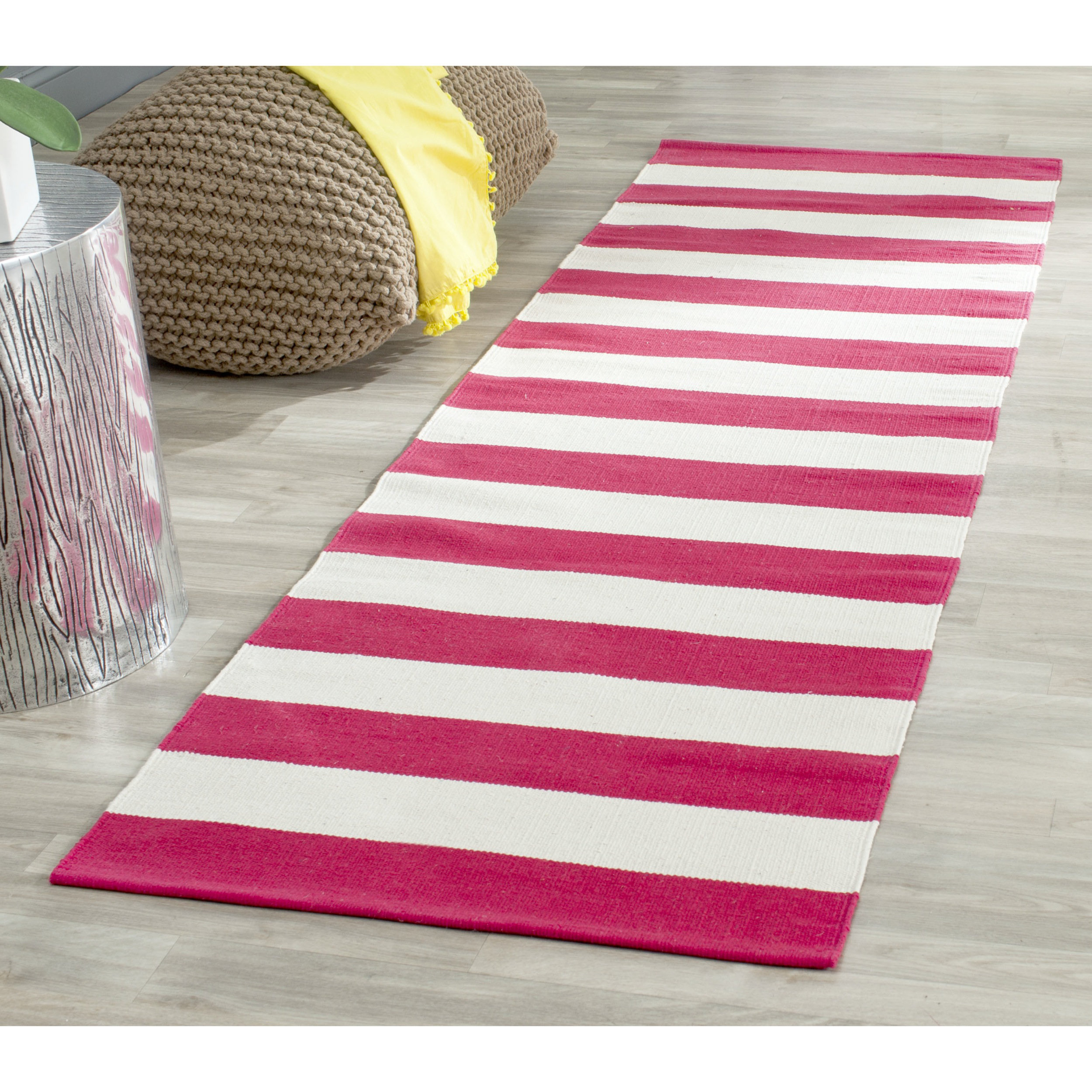 Safavieh Montauk Red & White Striped Contemporary Area Rug & Reviews